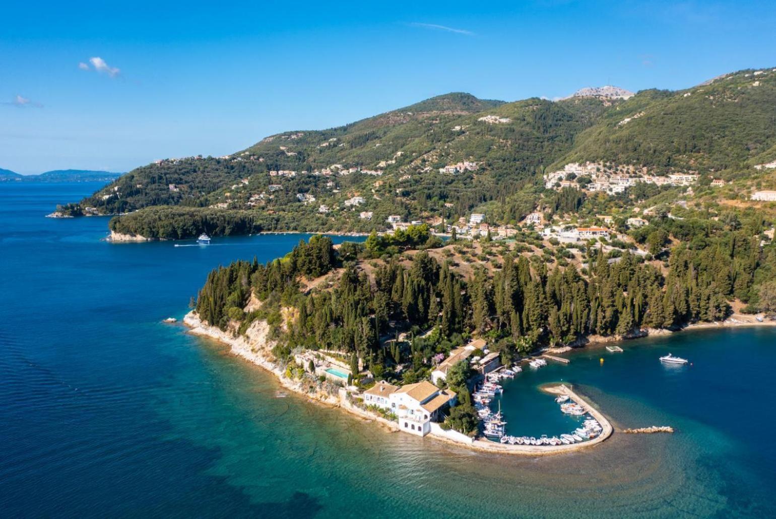 Villa Aris Gimari Bagian luar foto