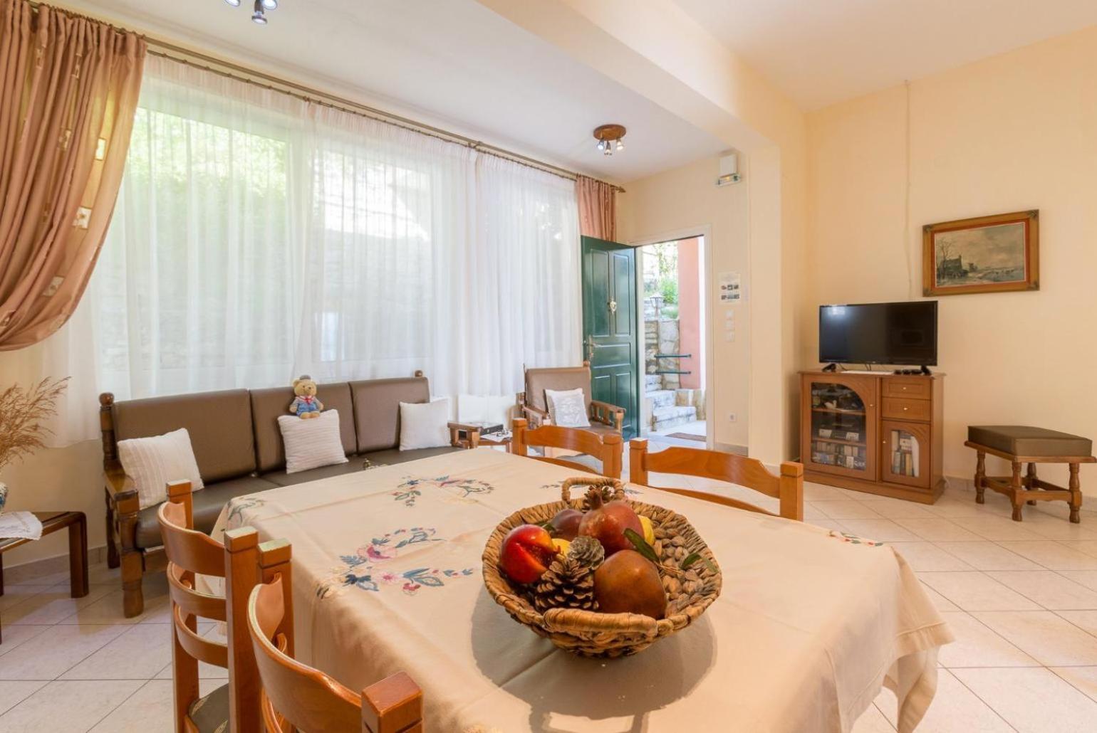 Villa Aris Gimari Bagian luar foto