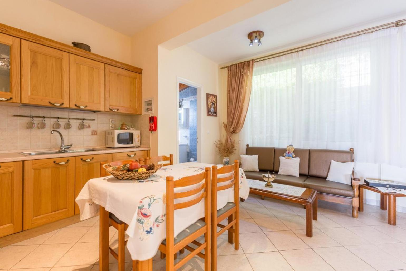 Villa Aris Gimari Bagian luar foto