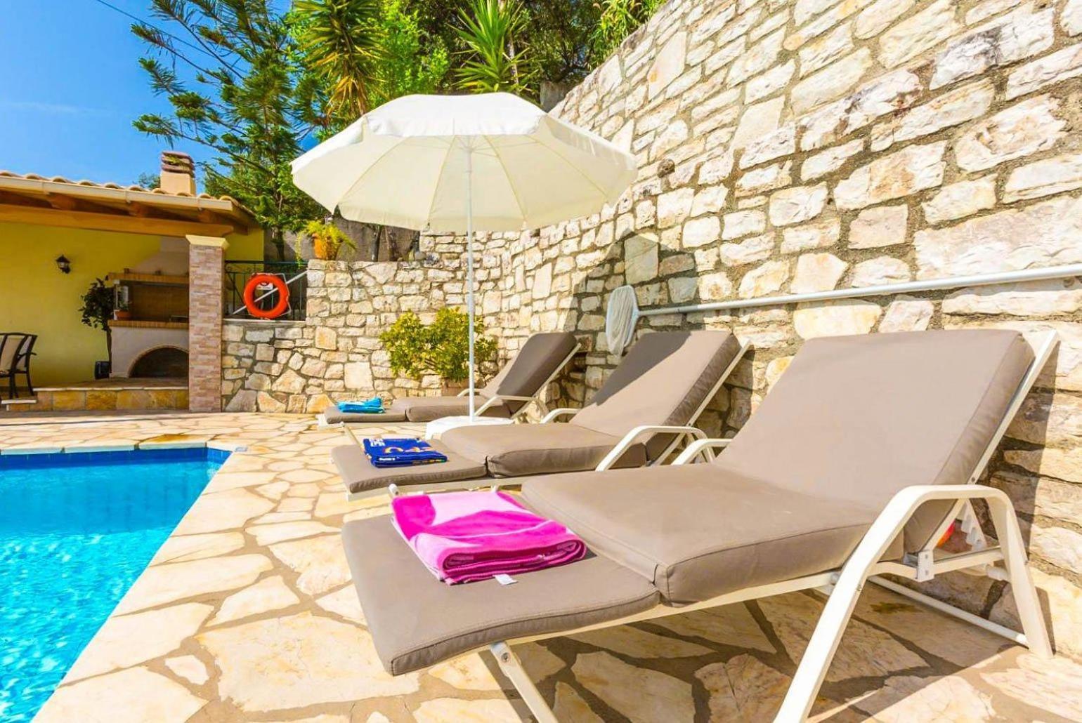 Villa Aris Gimari Bagian luar foto