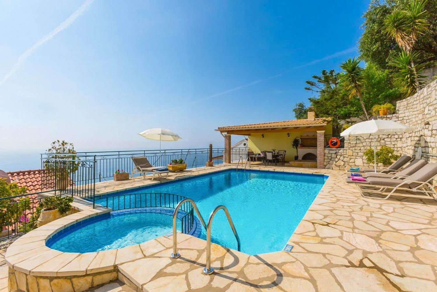 Villa Aris Gimari Bagian luar foto